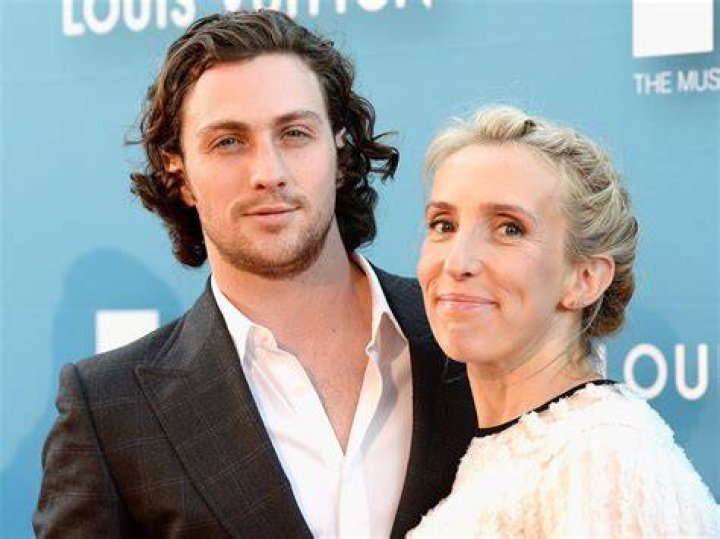 Aaron TaylorJohnson & Wife Sam Spend Sunday with Their Kids! Photo
