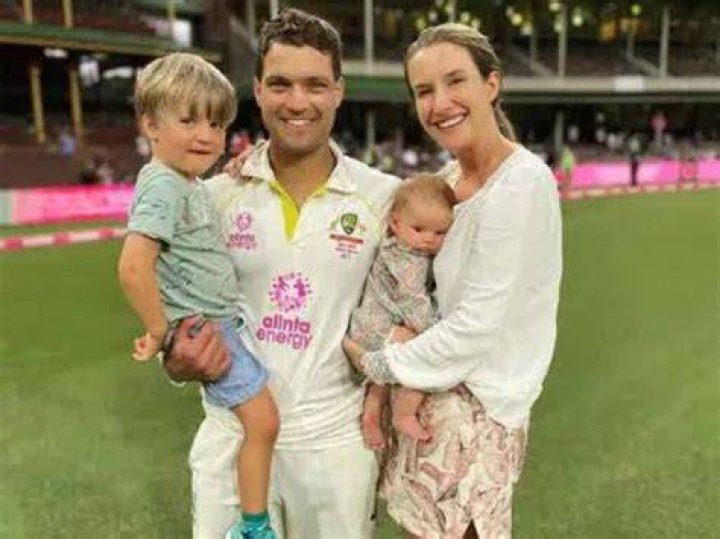 Alex Carey wife Who is Eloise Carey? Alex Carey full family details