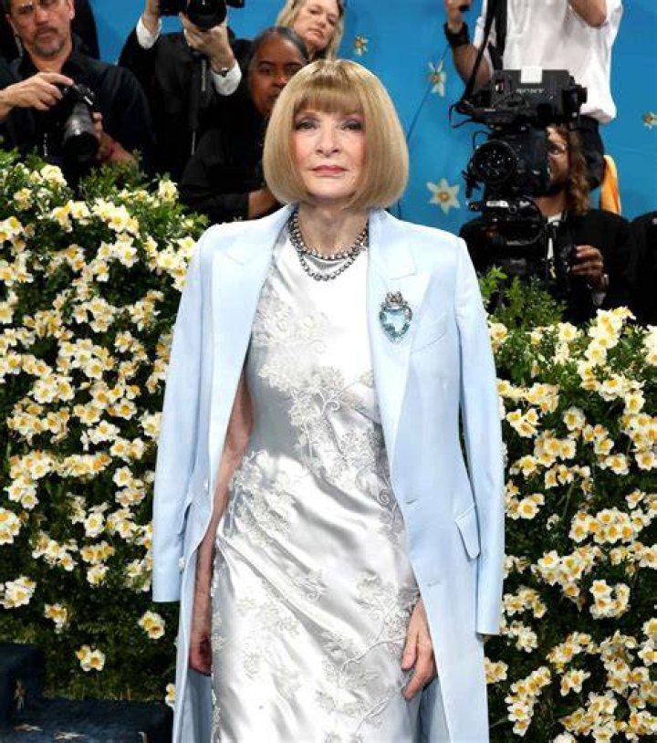 All About Anna Wintour's 2 Kids Trending News