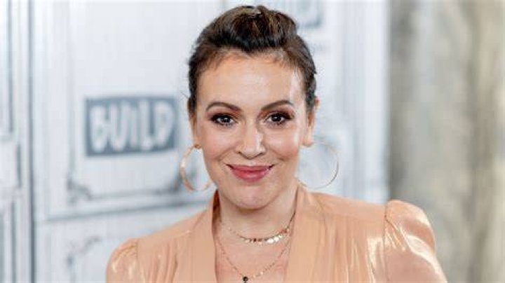 Alyssa Milano Hair and Makeup at Golden Globes Afterparties 2014