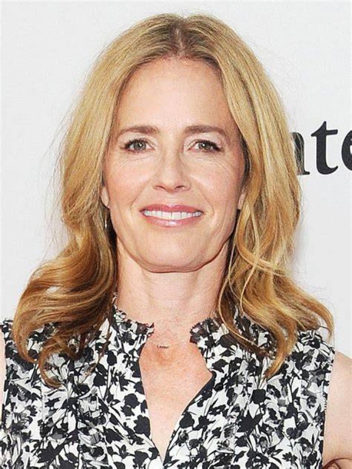 American actress Elisabeth Shue