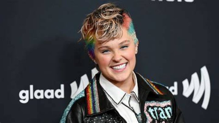 and Who Is JoJo Siwa Dating Currently? JoJo's Exciting New Relationship