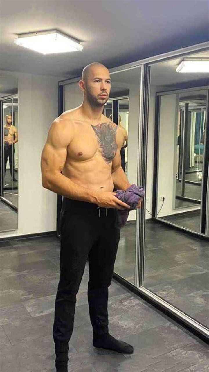 Andrew Tate Age, height, weight, Networth, family, kickboxing record
