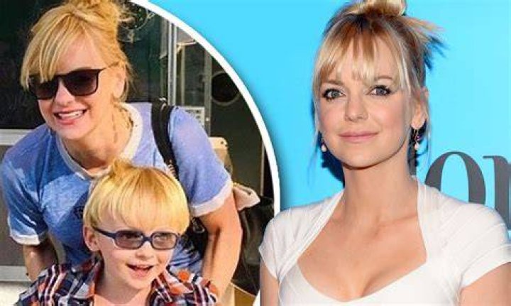Anna Faris Son Jack Disability Jackie Holland
