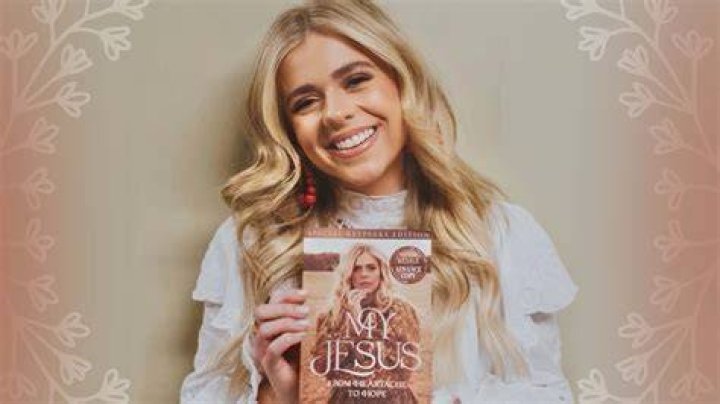 Anne Wilson Writes New Book Based on ChartTopping Song, 'My Jesus'