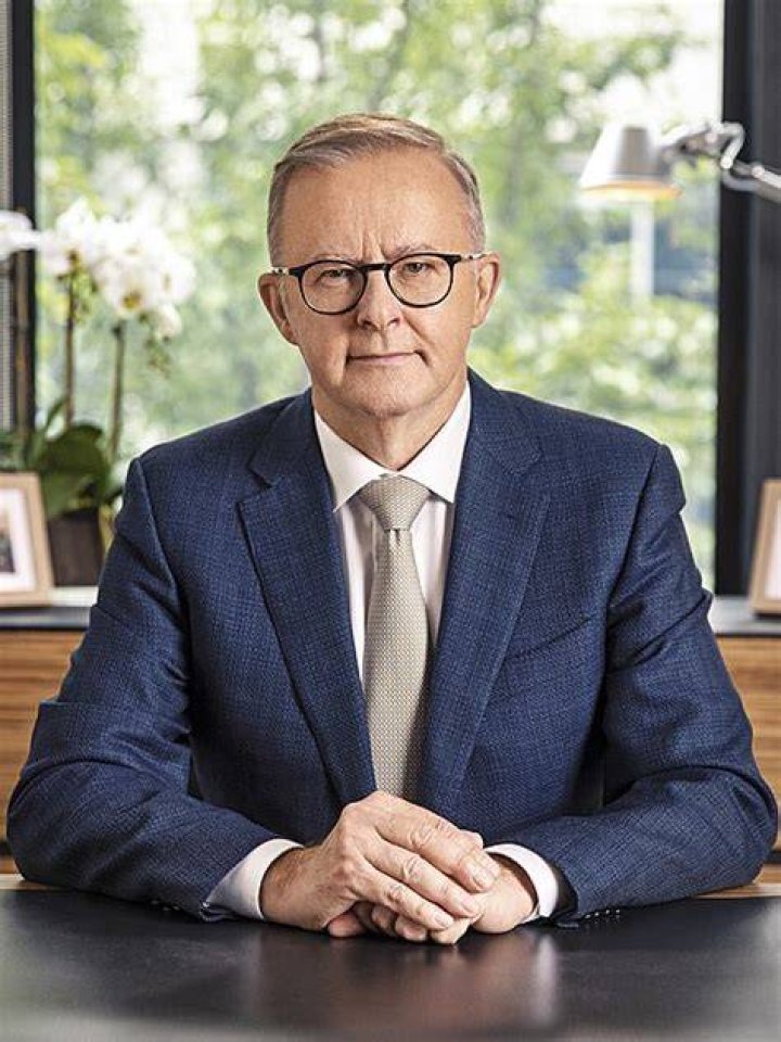 Anthony Albanese's longheld family secret ABC News