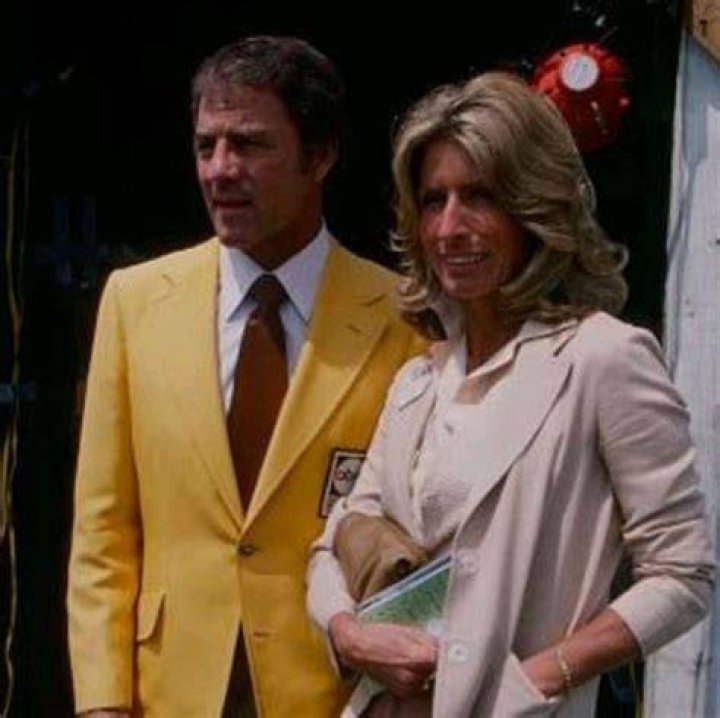 Astrid Gifford Who Is Frank Gifford's Exwife? Dicy Trends
