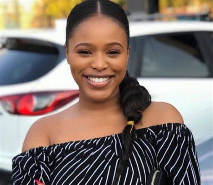 Biography of Natasha Thahane Age, Boyfriend, Net Worth & TV Shows