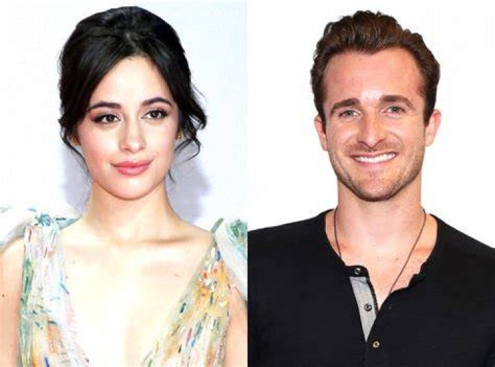 Camila Cabello Kisses Boyfriend After a Little Encouragement From Fans