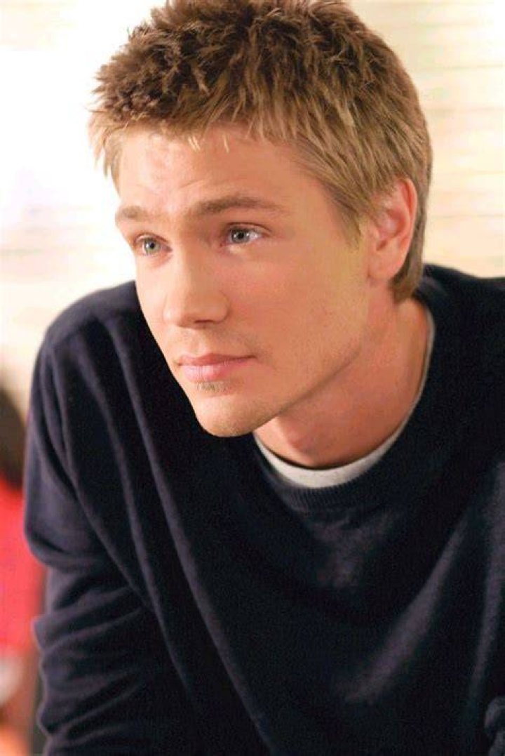 Chad Michael Murray from Celebs on Vacation E! News