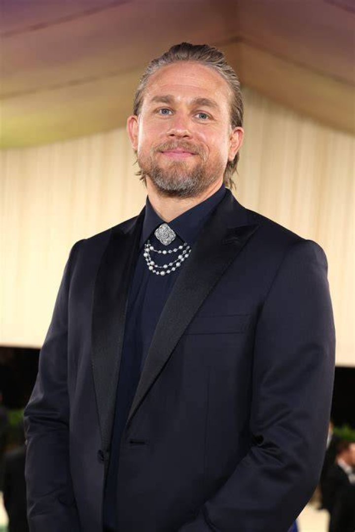 Charlie Hunnam&rsquo;s Biography, Age, Height, Wife, Net Worth, Family