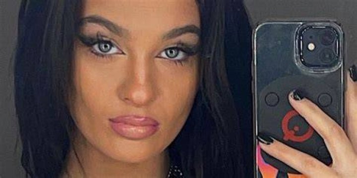 Claudia Conway (TikTok Star) Bio, Videos, Photos, Age, Net Worth