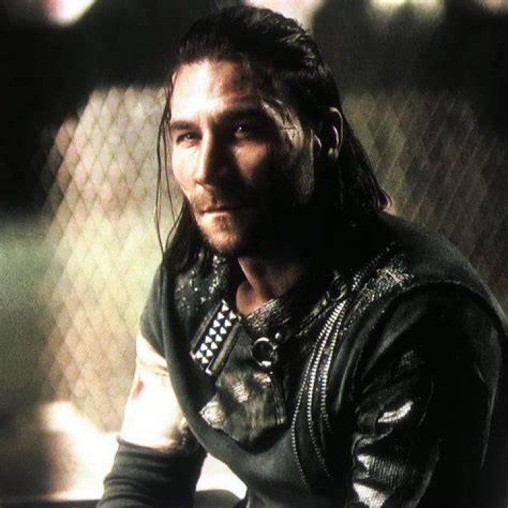 CLAY VIRTUE LOS 100 ? QUIEN ES CLAY VIRTUE MUERTE DE CLAY VIRTUE