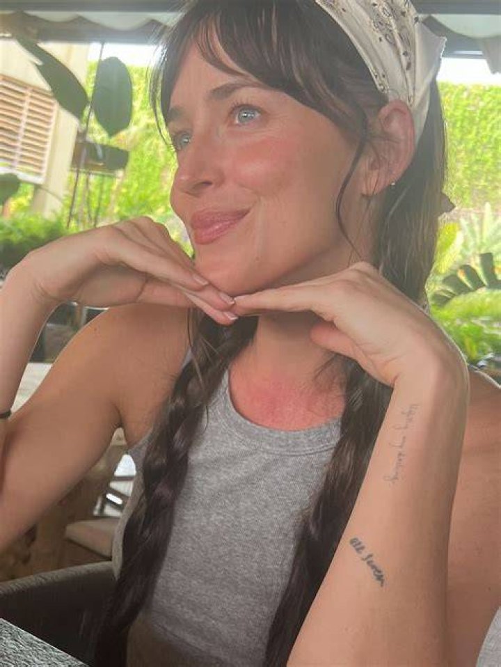 Dakota Johnson Life Instagram Picture of Dakota with her Siblings and