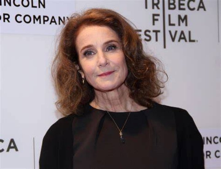 Debra Winger has multiple affairs &mdash; in &lsquo;The Lovers&rsquo;