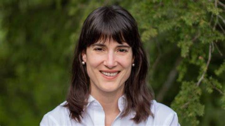 Democrat Marie Gluesenkamp Perez scores upset victory in Washington