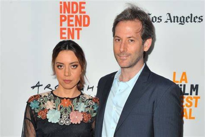 Did Aubrey Plaza Secretly Get Married to Her Long Time Partner