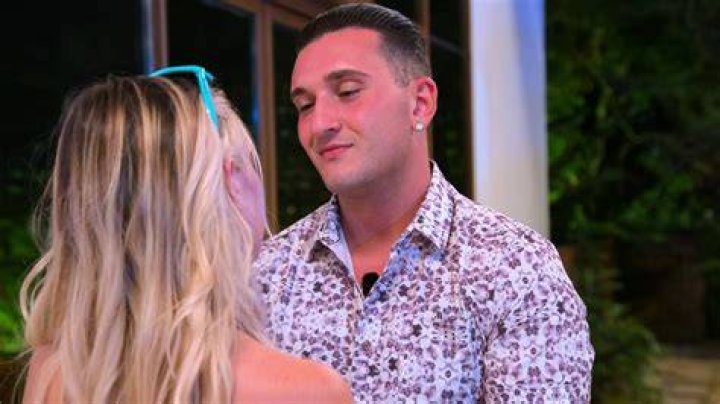 Did Joey and Kariselle Get Married? Here's The "Perfect Match" Couple's