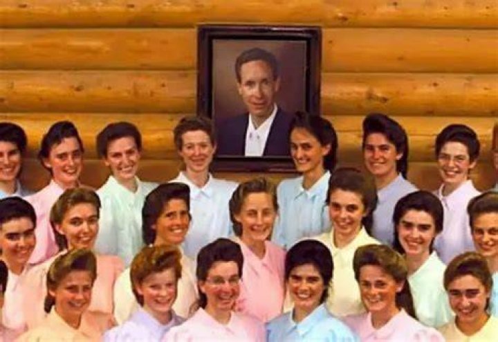 Did Warren Jeffs Marry His Mother? Does He Still Have Wives? What