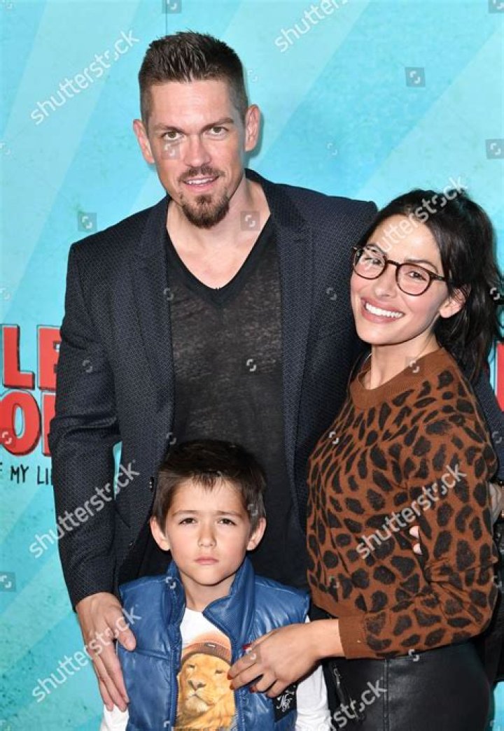 Discover The Unbreakable Bond Of Steve Howey's Family