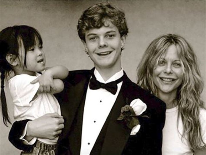 Does Meg Ryan have children? Celebrity.fm 1 Official Stars
