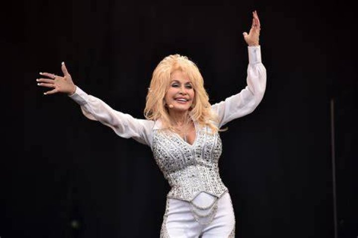 Dolly Parton On Glastonbury Miming Accusations 'My Boobs And Hair Are