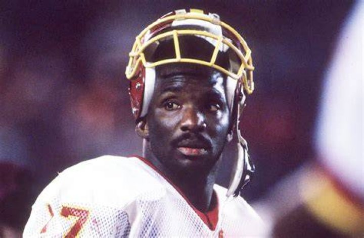 Doug Williams (1955 ) &bull;