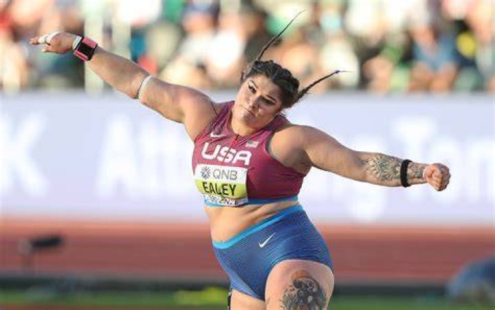 Ealey&rsquo;s Amazing Shot Season Track & Field News
