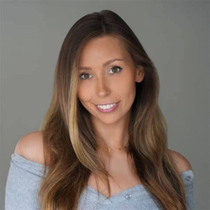Eloise Head Creator Fitwaffle&reg; LinkedIn