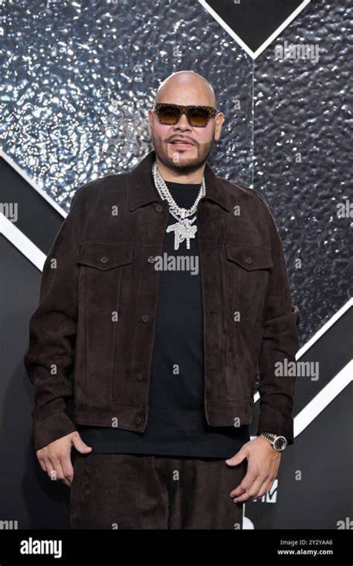 Fat Joe from MTV Video Music Awards 2016 Red Carpet Arrivals E! News