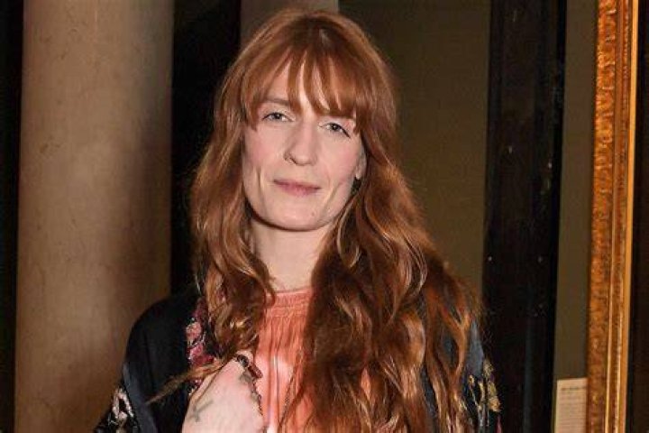 Florence Welch says "sobriety is the best thing I ever did"