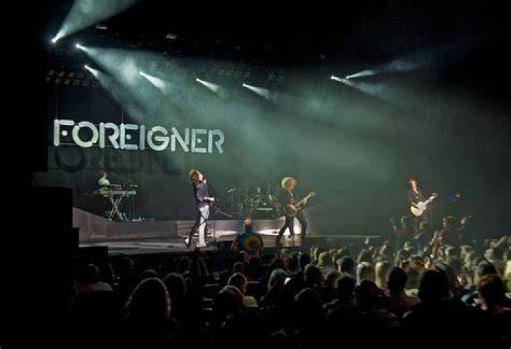 Foreigner's Kelly Hansen 'Open' to Working With Lou Gramm Again