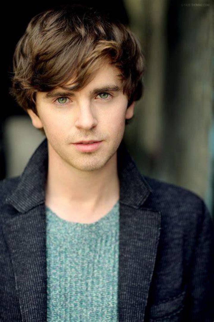 Freddie Highmore Acteur Chacun Cherche Son Film