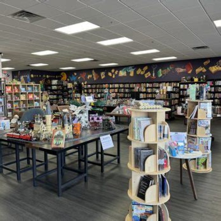 From Buffy to Bookstores Geek Queen Felicia Day's Fantastical Life