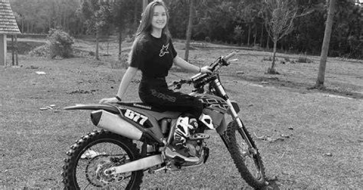 Gabriela Valentini (&dagger;) MotocrossStar stirbt mit 17 Jahren nach