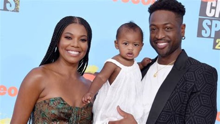 Gabrielle Union and Dwyane Ward's toddler gives tour of their 17