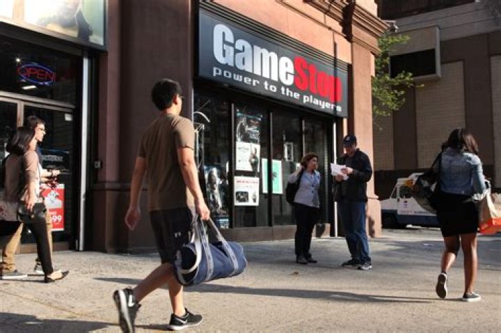 GameStop names former Amazon execs Matt Furlong, Mike Recupero as its