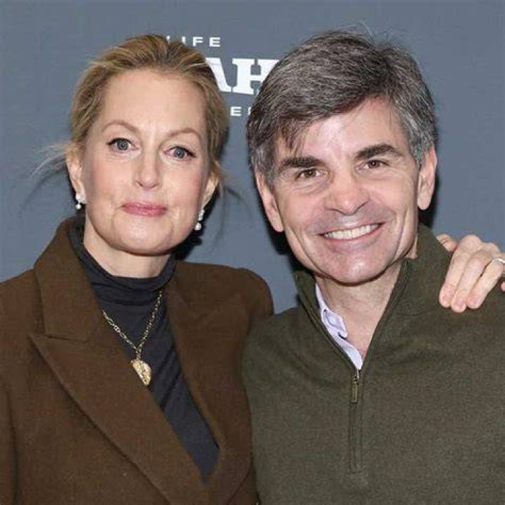 GMA&rsquo;s Stephanopoulos and Wife Ali Wentworth Are Parents of 2