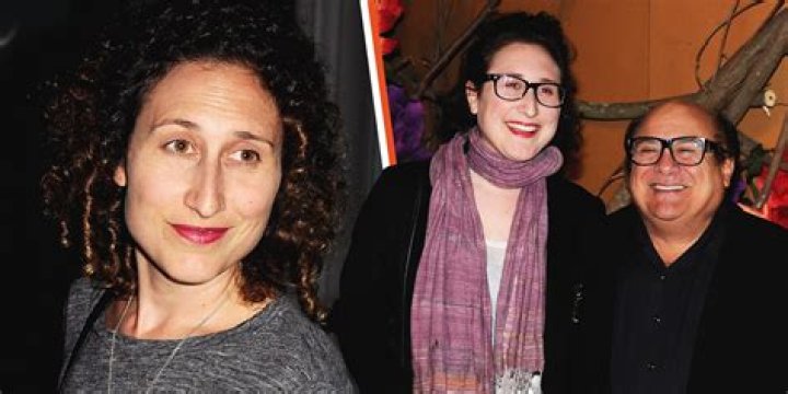 Grace Fan DeVito &mdash; A Look inside the Life of Danny DeVito's Daughter