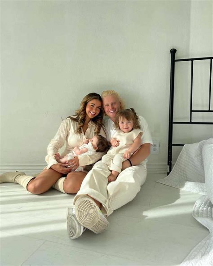 How many children do Jen Psaki and Gregory Mecher have? The US Sun