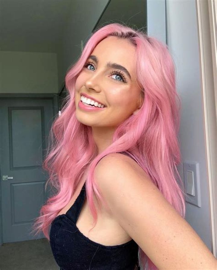 How Much Money Lexi Hensler Makes On YouTube Net Worth