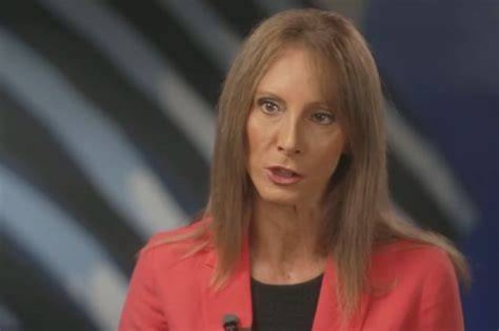 How Old Is Debora Patta Husband Lance Levitas? Their Age Gap And Family