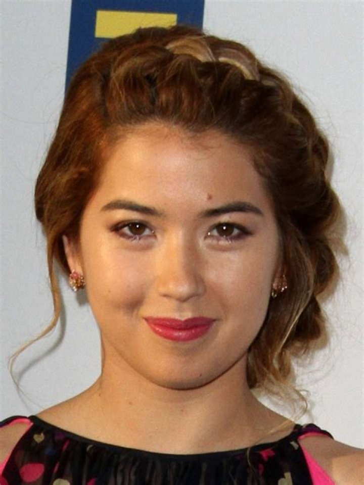 How Tall is Nichole Sakura? Biography, Height, Age, Net Worth
