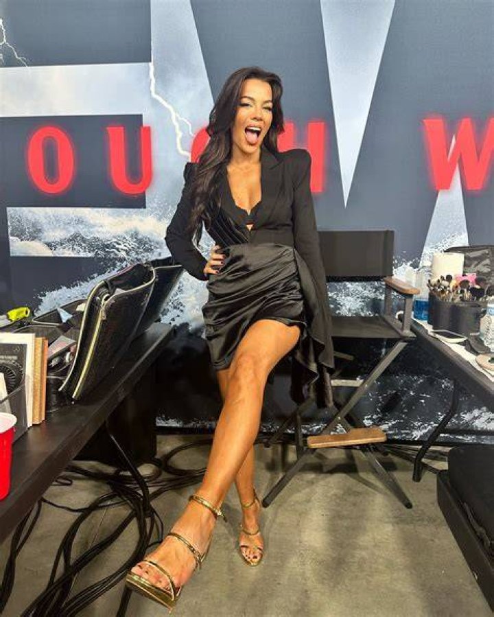 Jackie Redmond Feet (11 pictures) feet.wiki