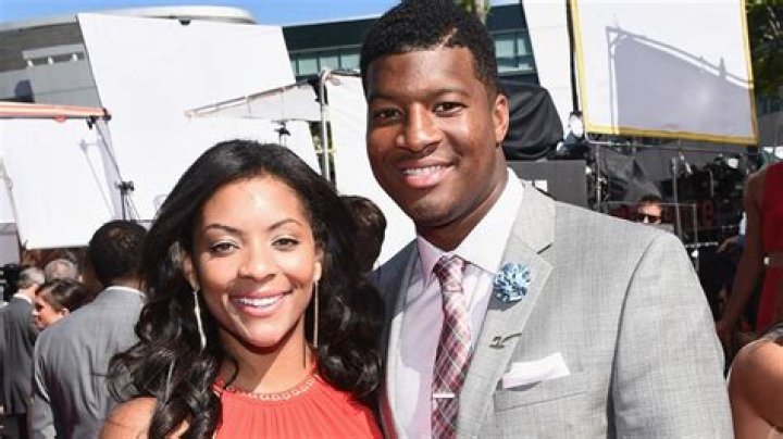 Jameis Winston ties knot with girlfriend at home after coronavirus