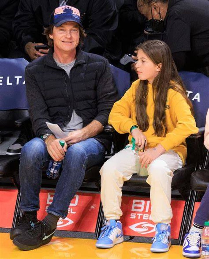 Jason Bateman pushes daughter Maple in stroller as daughter Francesca