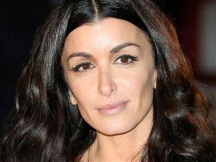 Jenifer, l&eacute;g&egrave;rement bless&eacute;e, suspend sa tourn&eacute;e apr&egrave;s un accident La