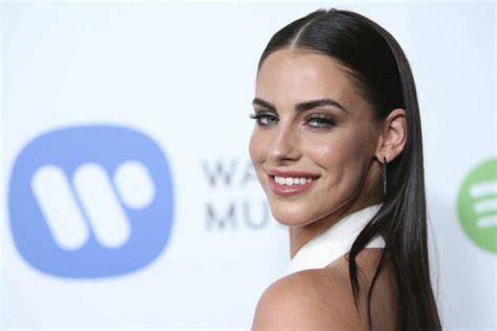 Jessica Lowndes News, Tips & Guides Glamour