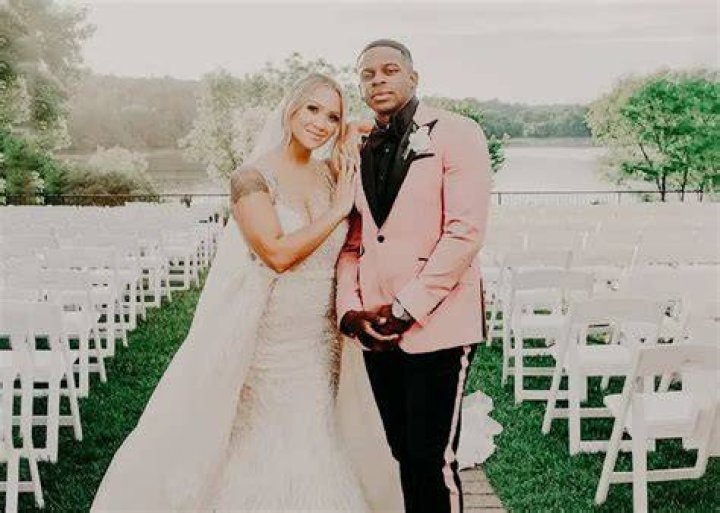 Jimmie Allen Wedding Jimmie Allen Best Shot YouTube LOVE THIS
