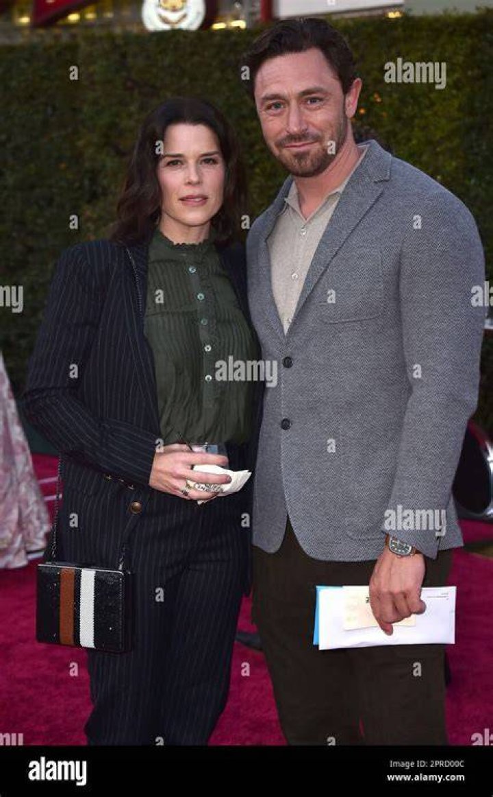 JJ Feild, Neve Campbell&rsquo;s Boyfriend 5 Fast Facts You Need to Know